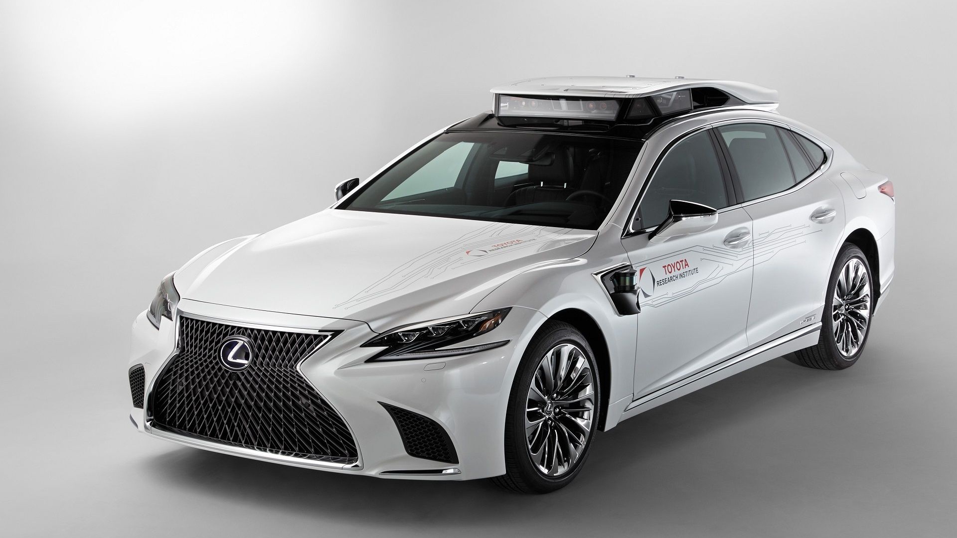 1226_toyota_research_institute_p4_automated_driving_test_vehicle_100684921